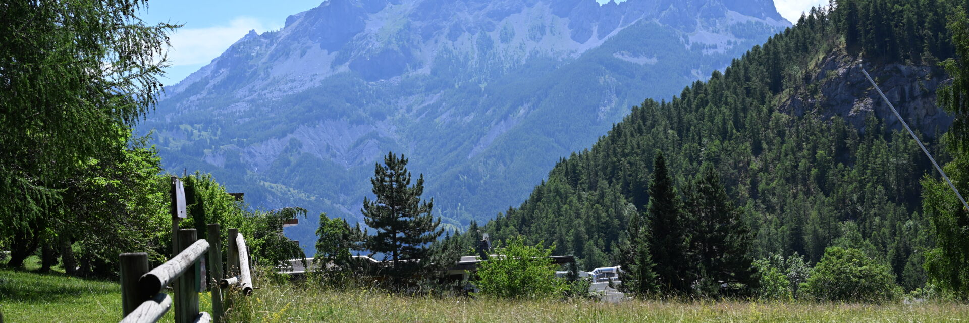 Chapeau de gendarme Pra Loup 1600