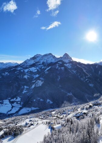 Pra Loup Hiver Chapeau de Gendarme