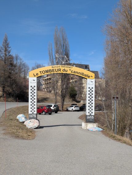 Arche Bernard Thévenet Tour de France Pra Loup