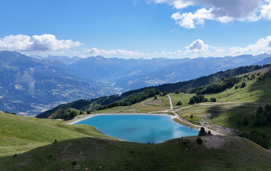 Vue lac de Costebelle Pra Loup Mercantour