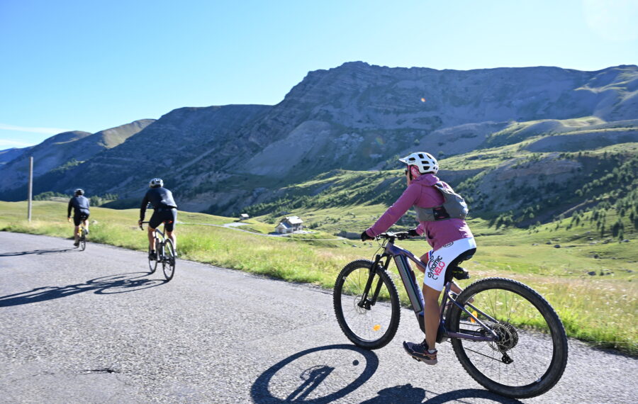 Col de la Cayolle Pra Loup Ubaye Mercantour Vélo de route